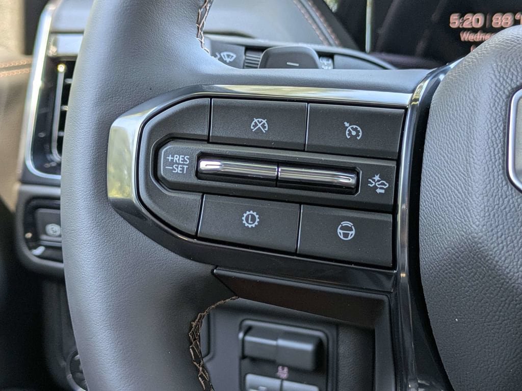 New 2026 GMC Yukon AT4 w/ AT4 Premium Plus Package AWD/4WD image 28