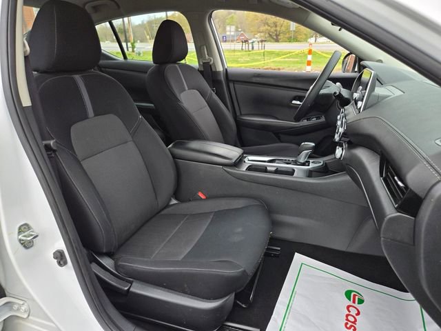 Used 2024 Nissan Sentra SV FWD image 16