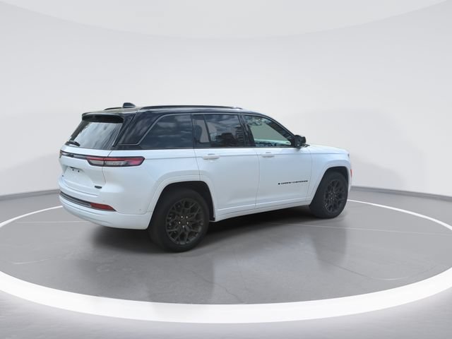 New 2026 Jeep Grand Cherokee Summit w/ Obsidian Package AWD/4WD image 8