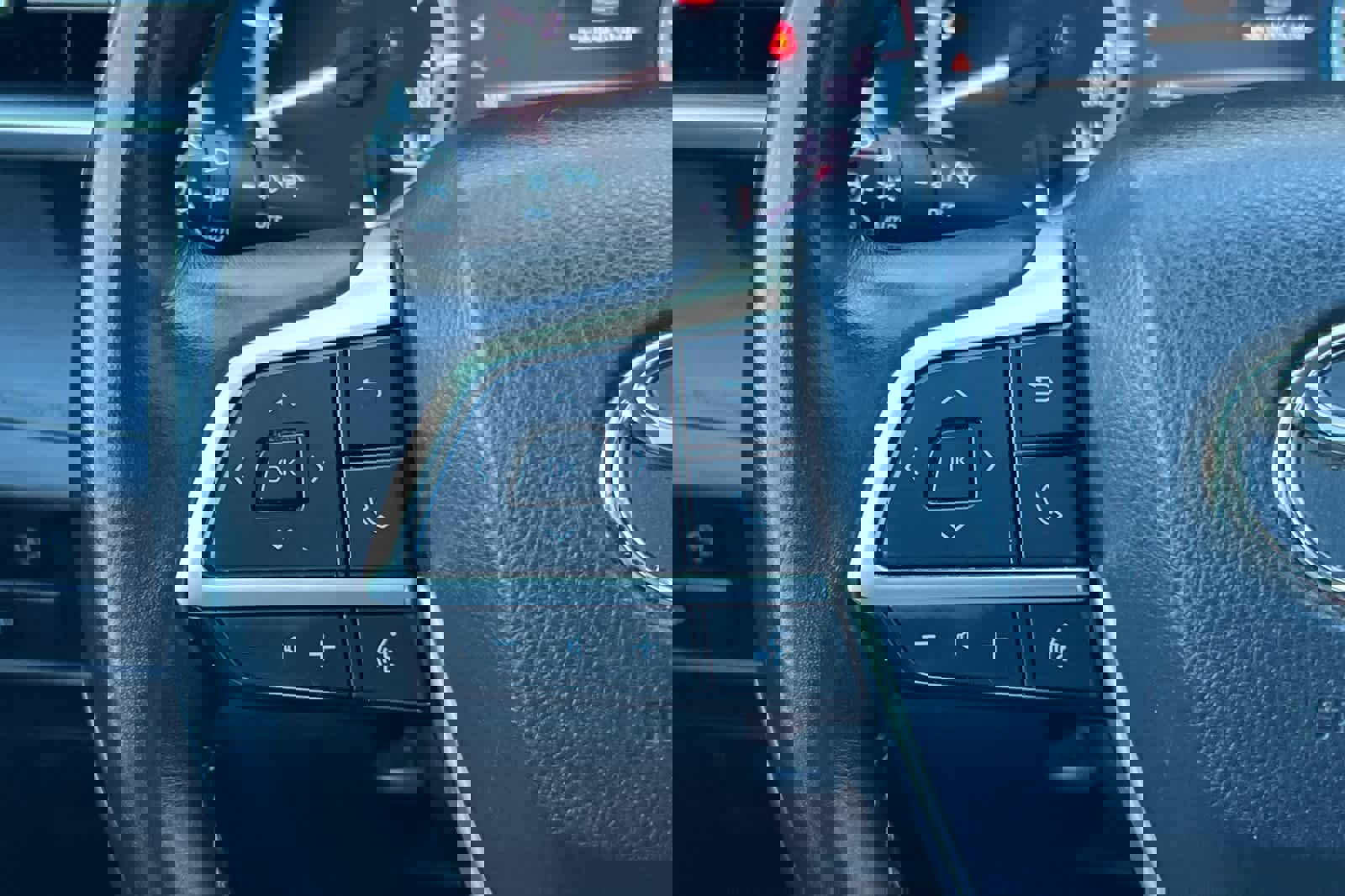 Used 2023 Toyota Highlander XLE image 27