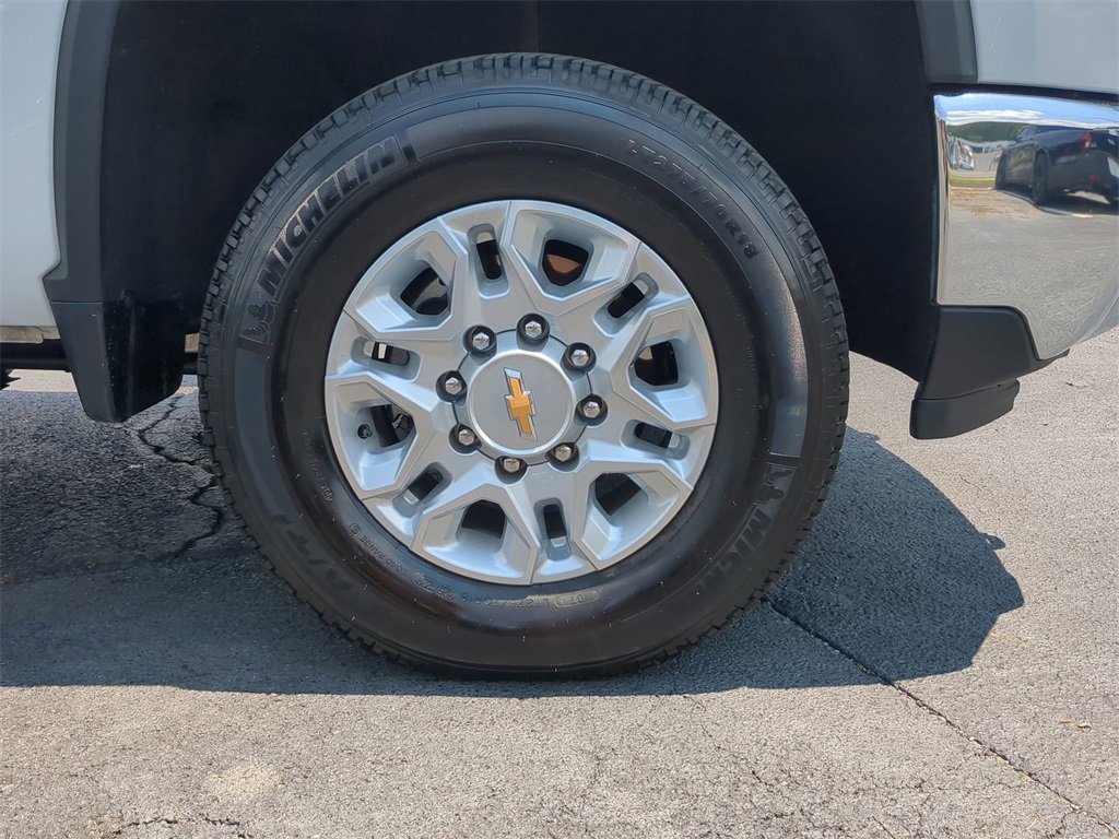 Used 2025 Chevrolet Silverado 2500 LTZ w/ LTZ Premium Package image 19