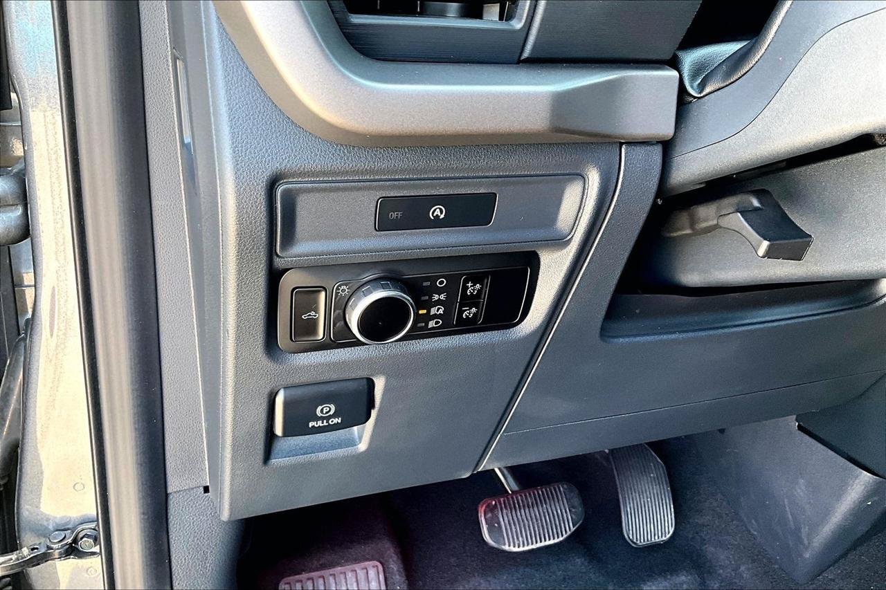 Used 2025 Ford F150 XL AWD/4WD image 35