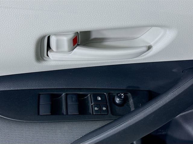 Certified 2023 Toyota Corolla LE w/ Carpet Mat Package (TMS) FWD image 17