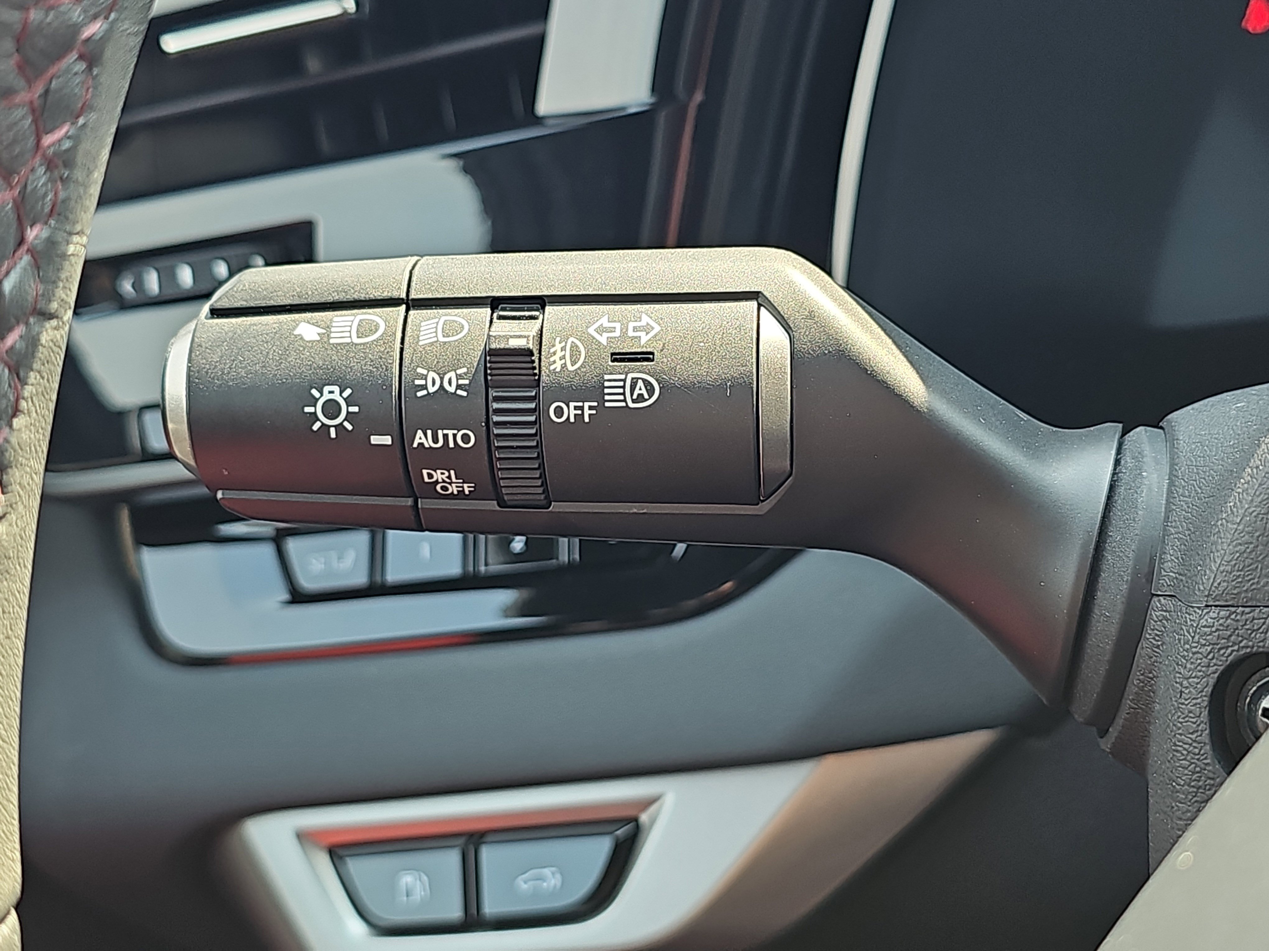 Used 2024 Lexus RX 500h F Sport w/ Convenience Package image 27