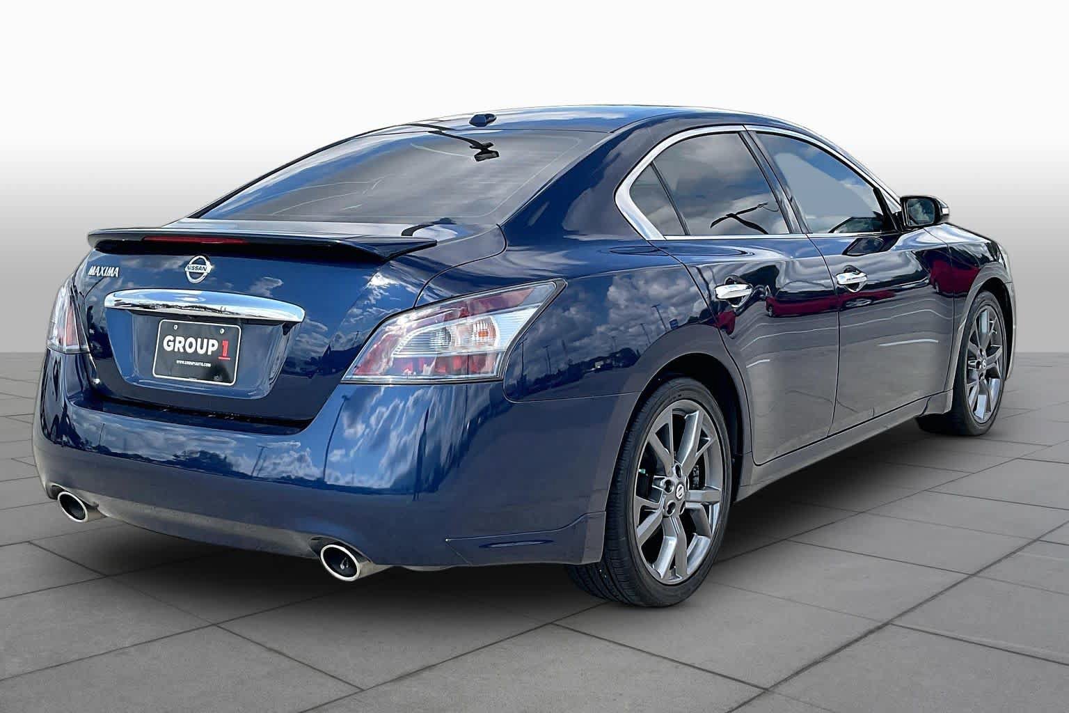 Used 2014 Nissan Maxima 3.5 SV w/ Sport Package FWD image 13