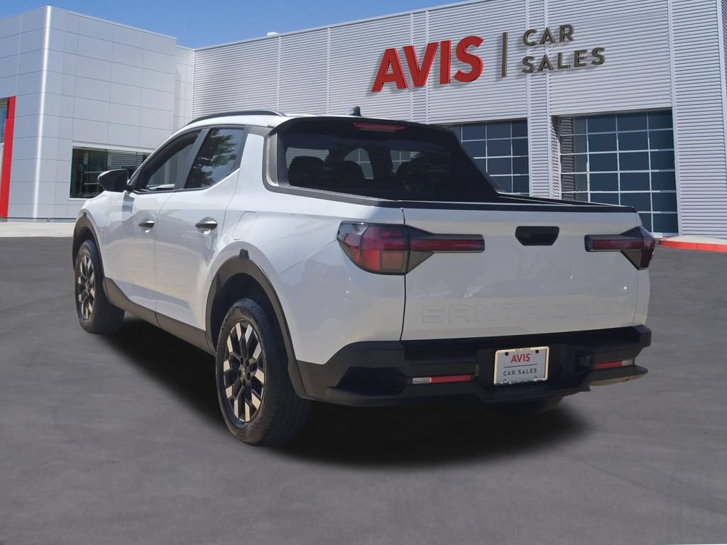 Used 2025 Hyundai Santa Cruz SEL FWD image 3