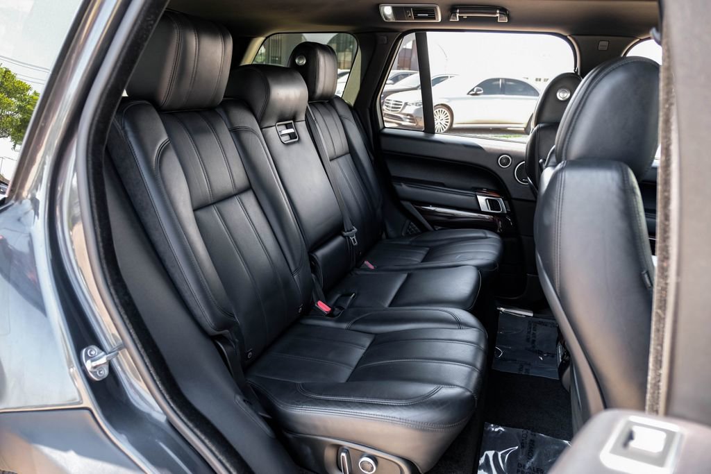 Used 2017 Land Rover Range Rover Supercharged image 33