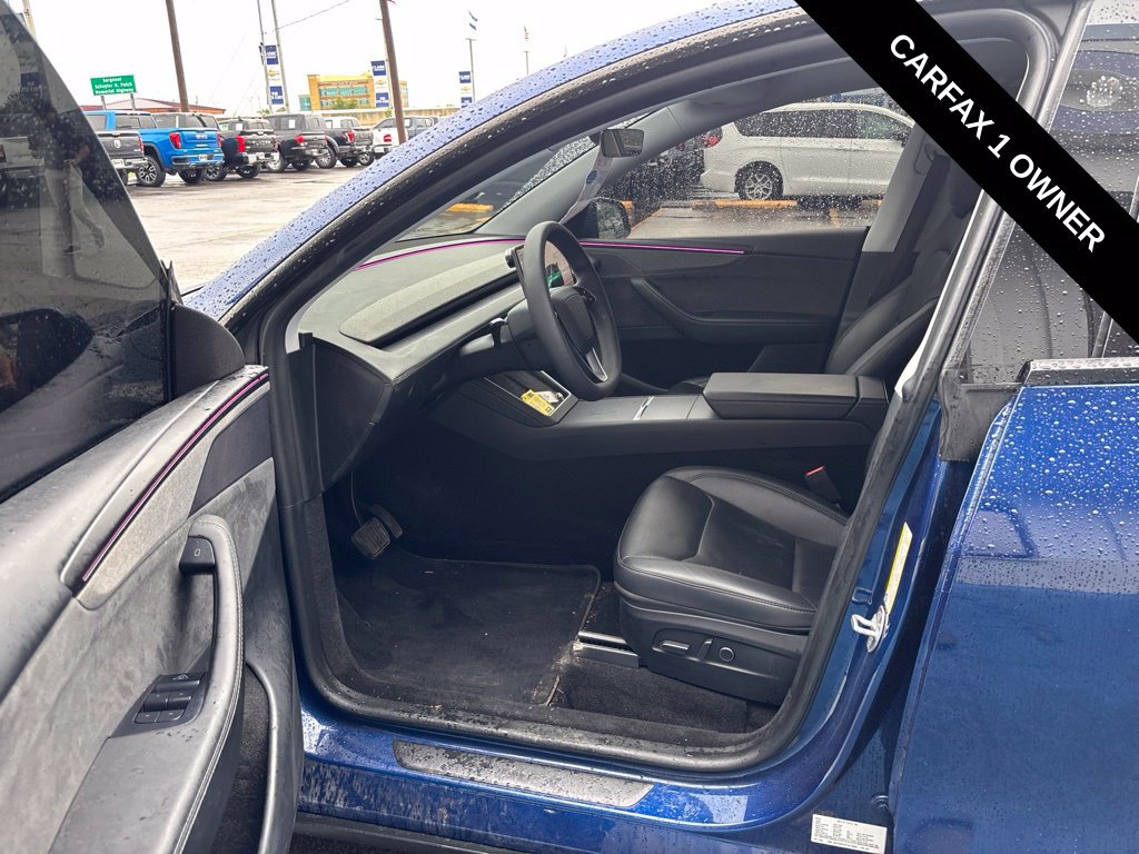 Used 2026 Tesla Model Y 2WD image 5