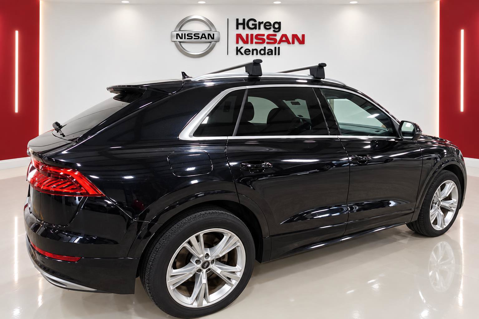 Used 2019 Audi Q8 Premium Plus AWD/4WD image 4