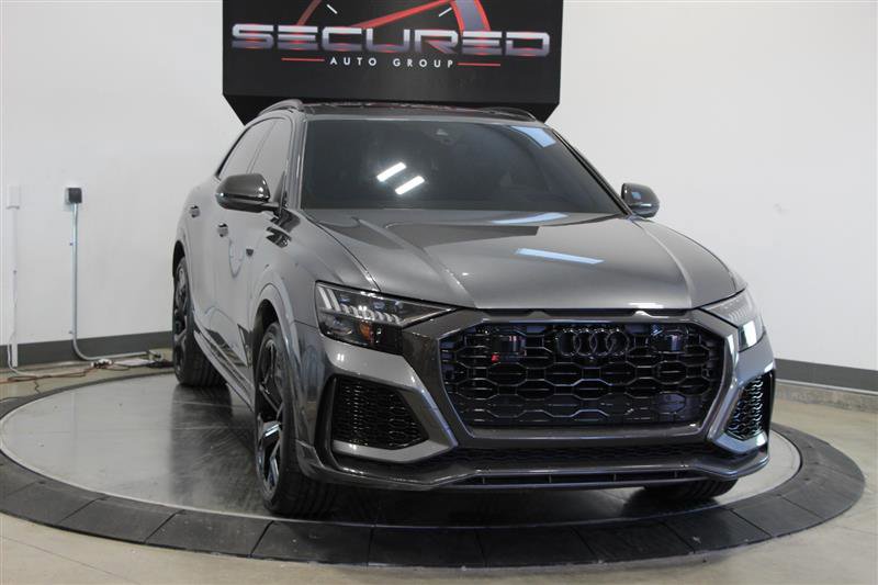Used 2022 Audi RS Q8 w/ Carbon Optic Package image 3
