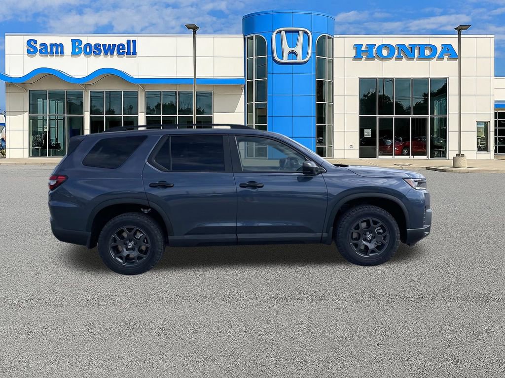New 2026 Honda Pilot TrailSport image 2