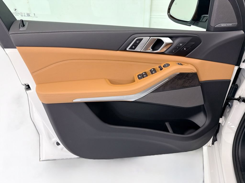 New 2026 BMW X5 xDrive40i w/ Executive Package image 23