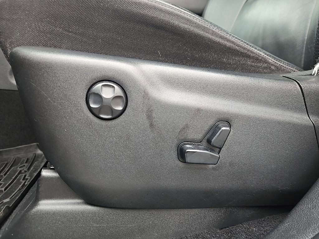 Used 2020 Jeep Grand Cherokee Limited image 14