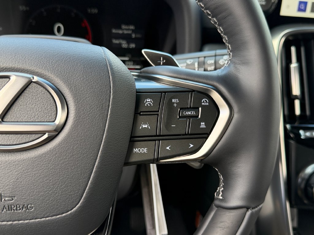 New 2026 Lexus LX 600 4WD w/ Appearance Package image 18