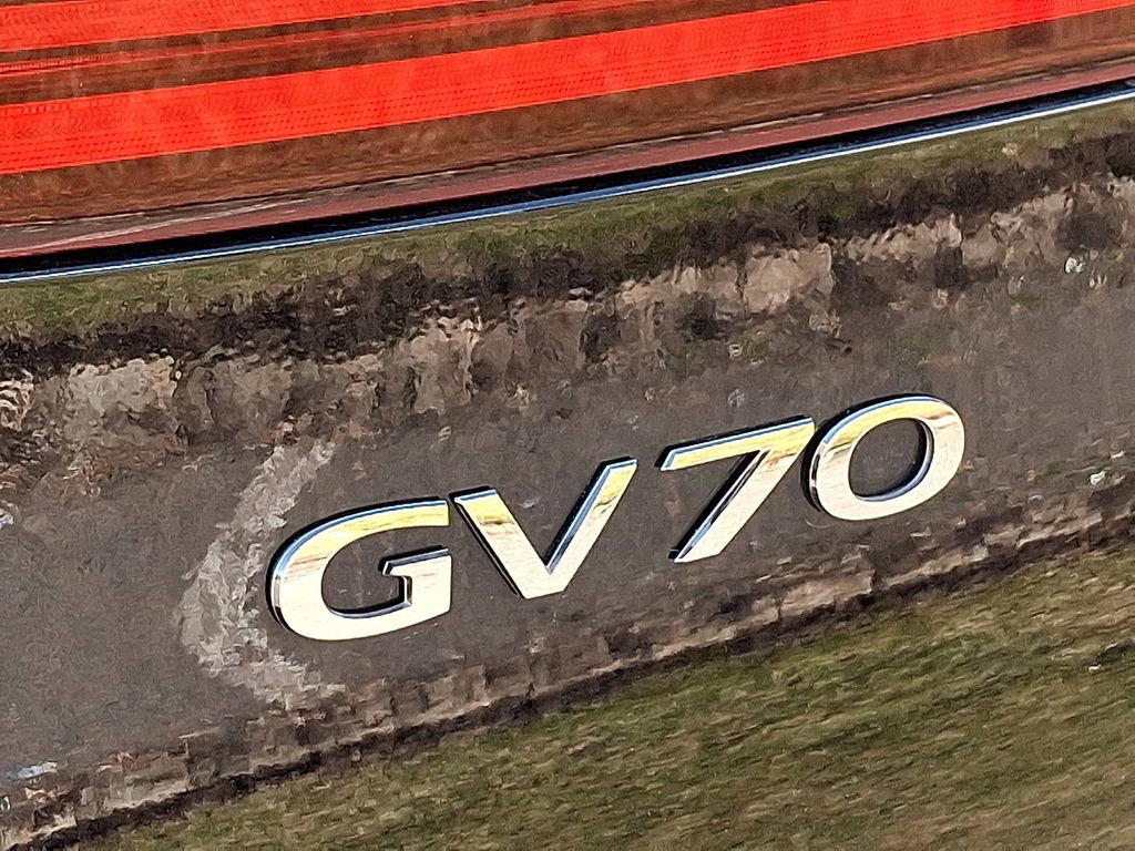 Used 2025 Genesis GV70 2.5T image 30