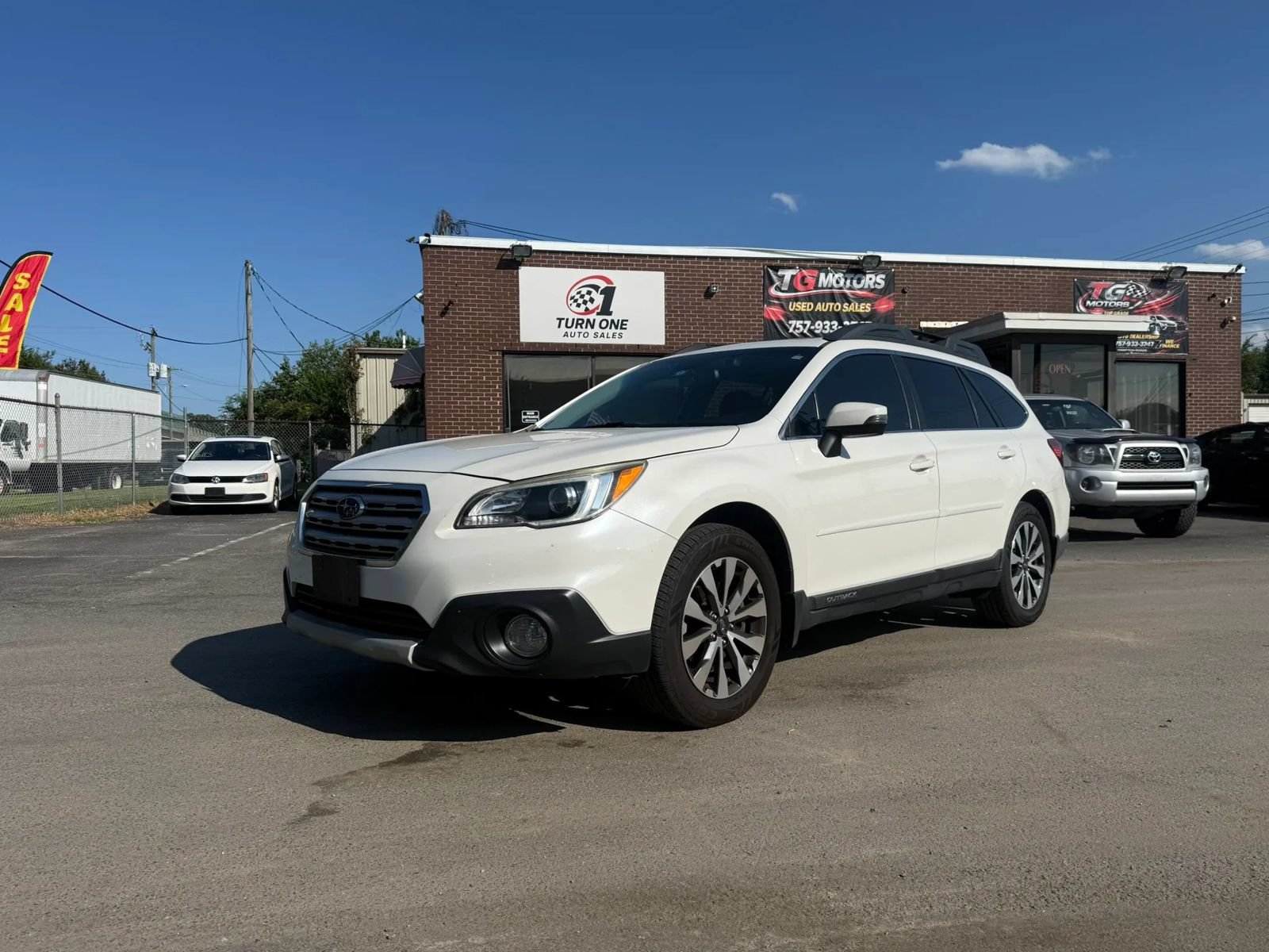 Used 2015 Subaru Outback 2.5i Limited AWD/4WD image 1