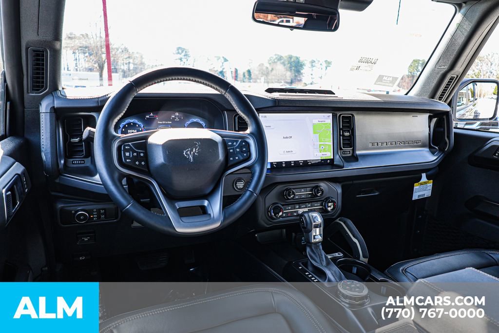 Used 2025 Ford Bronco Badlands image 27