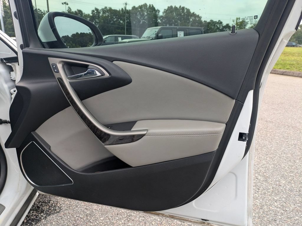 Used 2017 Buick Verano Sport Touring FWD image 29