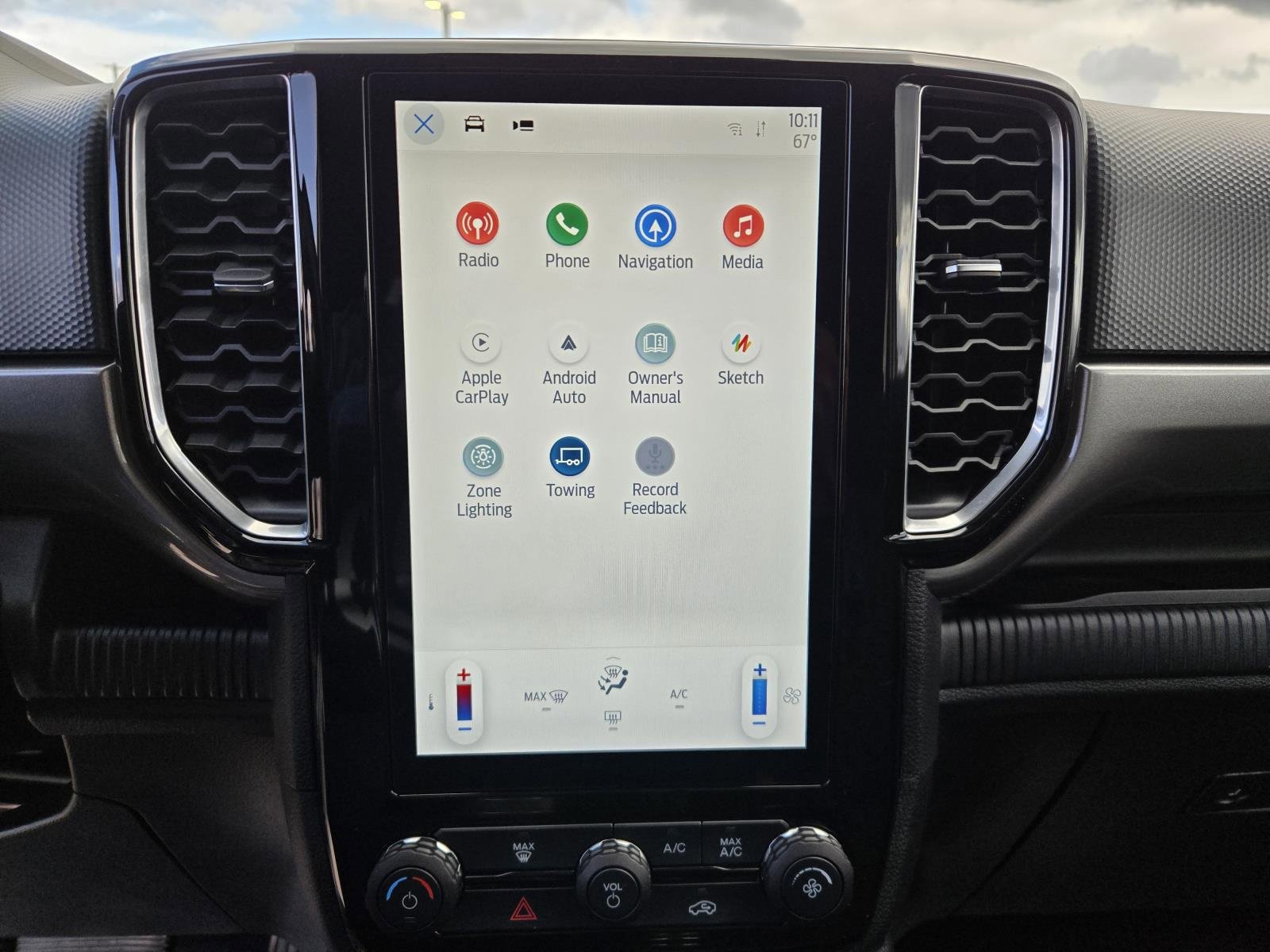 Used 2024 Ford Ranger XLT w/ Technology Package image 12