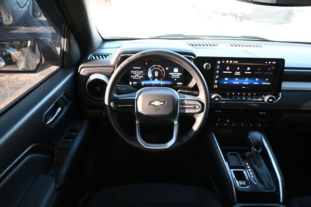Used 2024 Chevrolet Colorado LT w/ LT Convenience Package II image 13