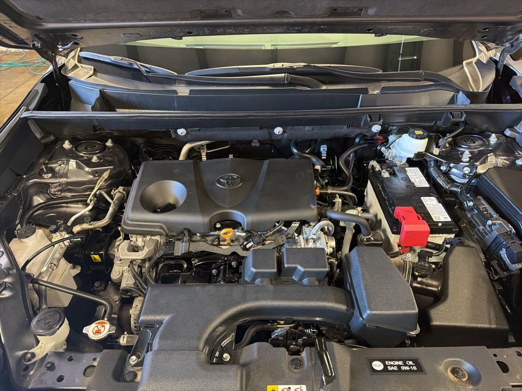 Used 2024 Toyota RAV4 LE image 8