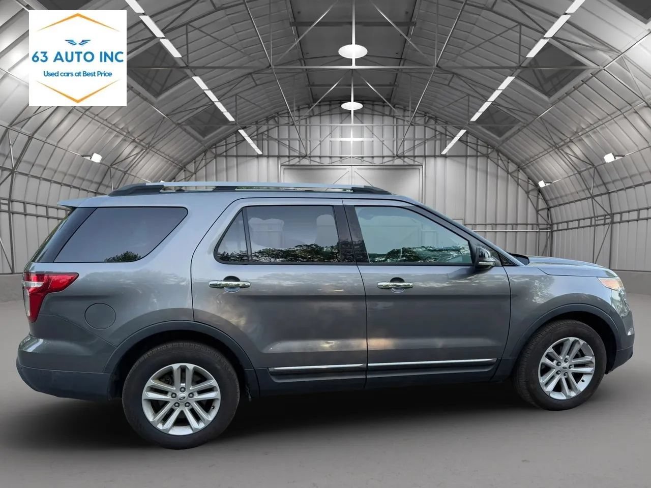 Used 2013 Ford Explorer XLT FWD image 4