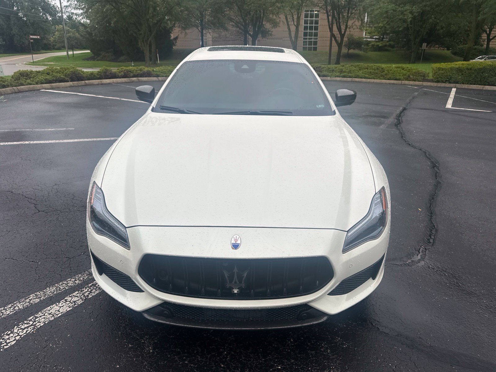 Used 2021 Maserati Quattroporte Trofeo RWD image 6