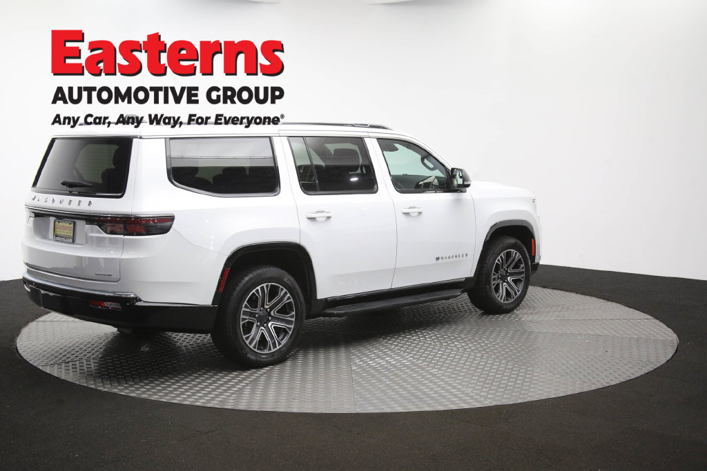 Used 2024 Jeep Wagoneer Series II w/ Flexible Seating Group RWD image 46