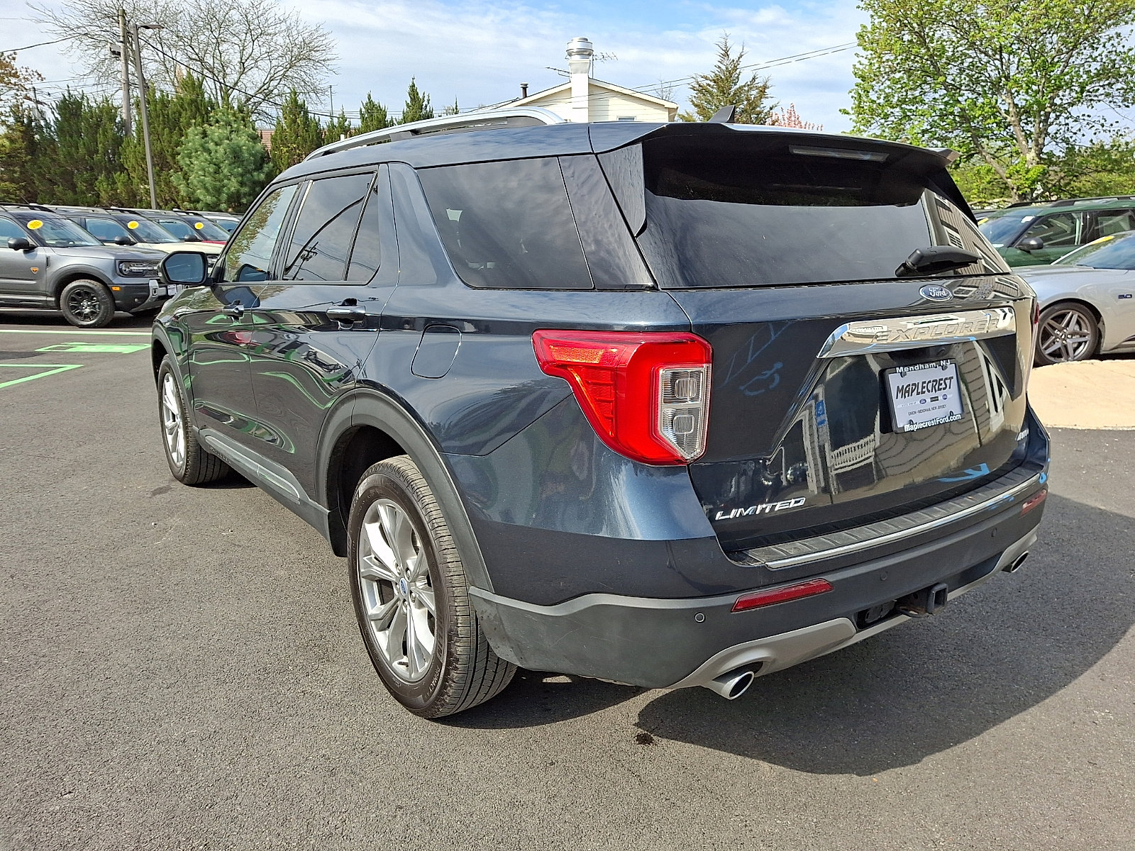 Certified 2023 Ford Explorer Limited w/ Equipment Group 301A AWD/4WD image 7