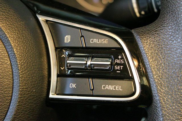 Used 2020 Kia Forte LXS image 17