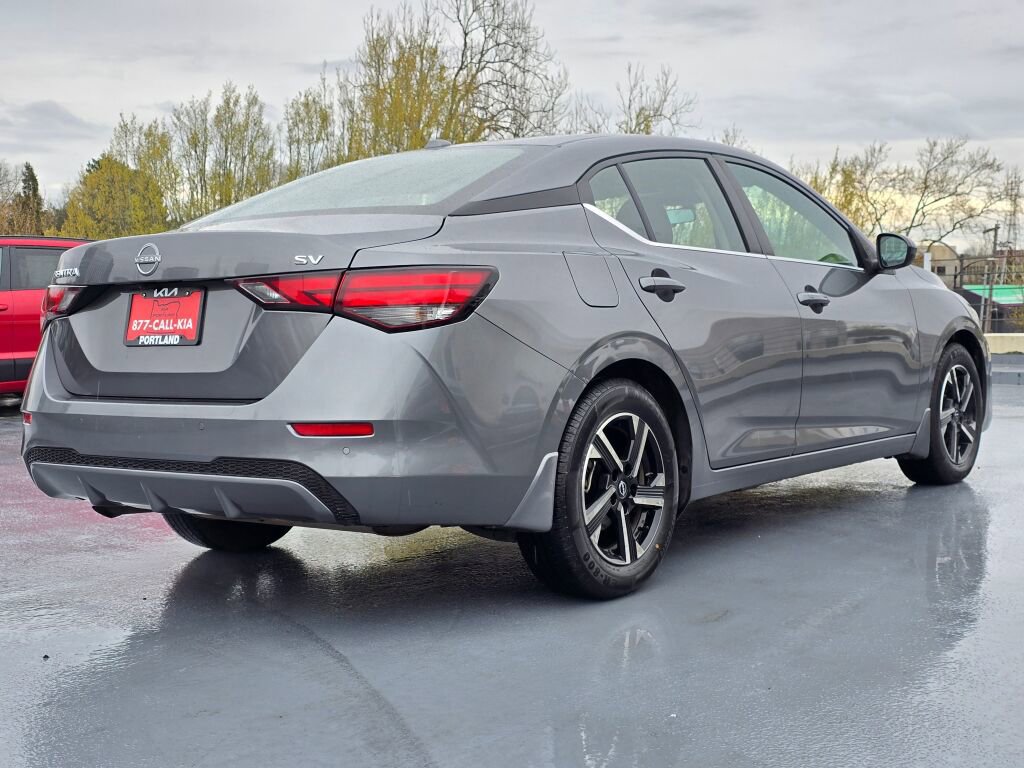 Used 2024 Nissan Sentra SV FWD image 3