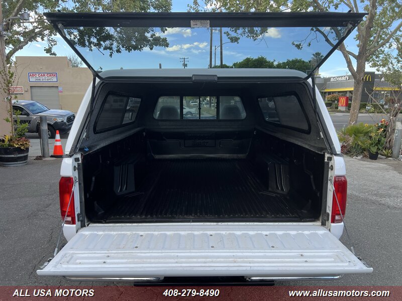 Used 1994 Ford F150 XLT image 26