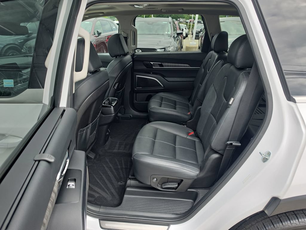Used 2023 Kia Telluride SX AWD/4WD image 11