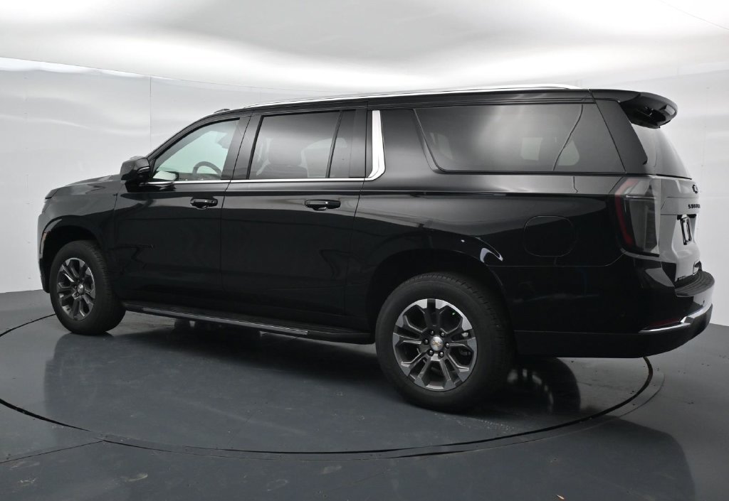 New 2026 Chevrolet Suburban LT w/ Comfort Package RWD image 5