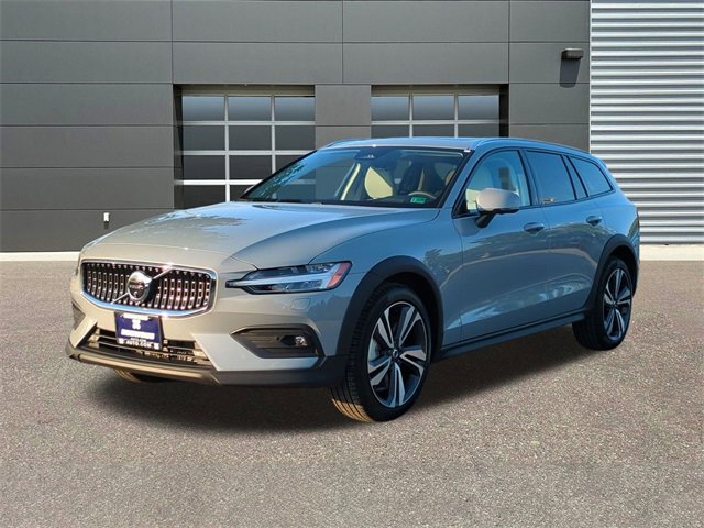 New 2026 Volvo V60 B5 Cross Country Plus w/ Protection Package Premier image 3