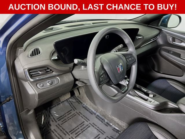 Used 2024 Buick Envista Preferred image 8