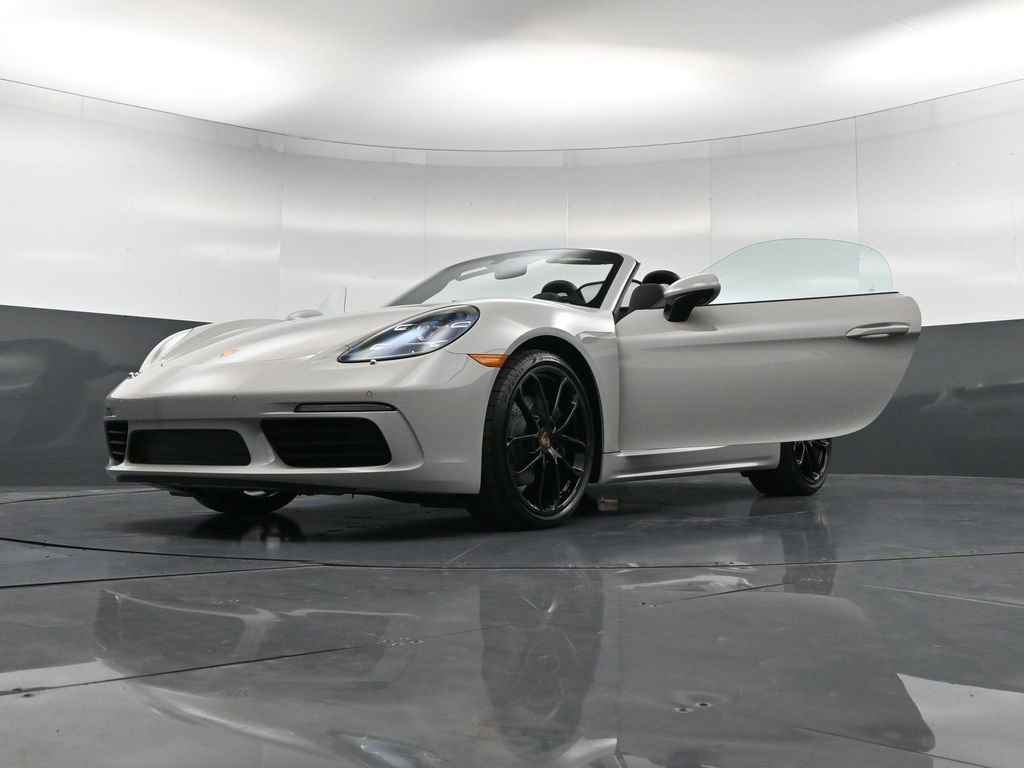 New 2025 Porsche 718 Boxster image 39