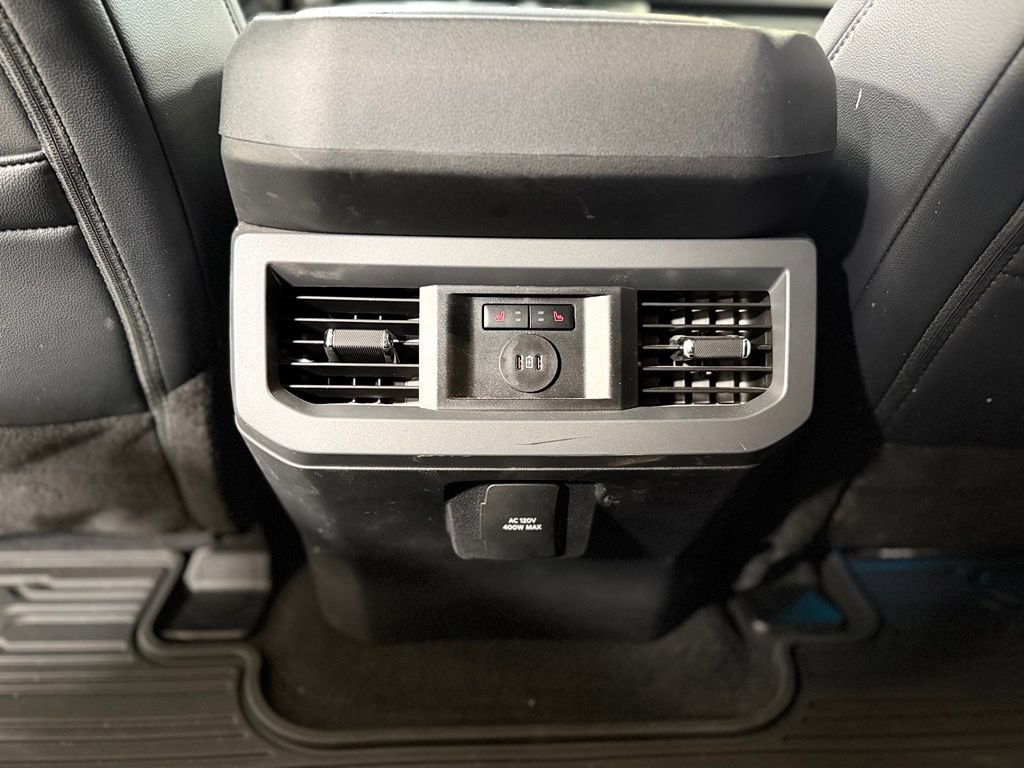 Used 2025 Ford F250 Lariat w/ Tremor Off-Road Package AWD/4WD image 18