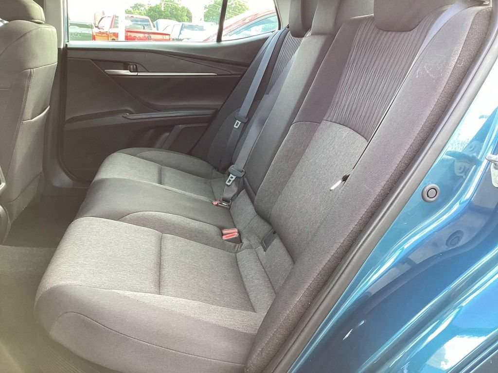Used 2025 Toyota Camry LE FWD image 12
