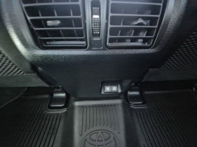 Used 2022 Toyota 4Runner SR5 Premium w/ Moonroof Package image 15