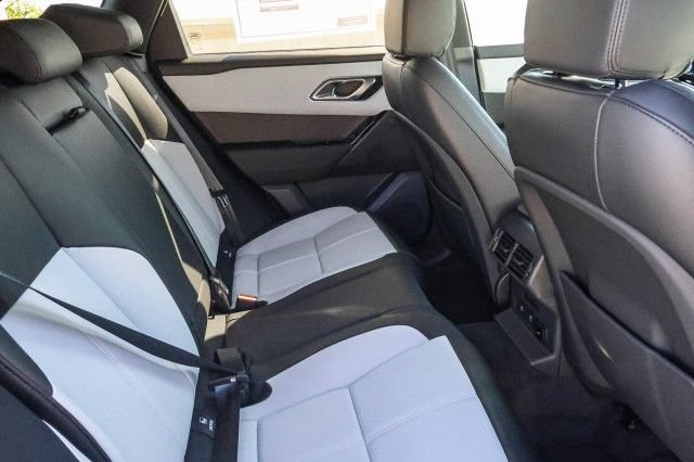 Certified 2026 Land Rover Range Rover Velar Dynamic SE AWD/4WD image 12