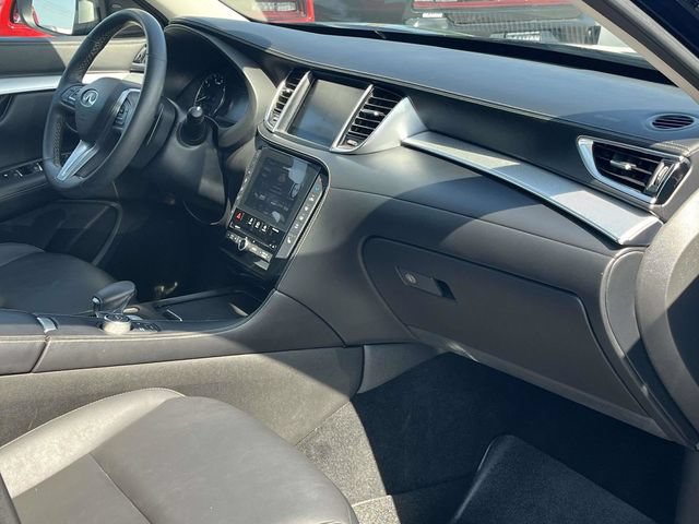 Used 2020 INFINITI QX50 Luxe w/ Navigation Package FWD image 26