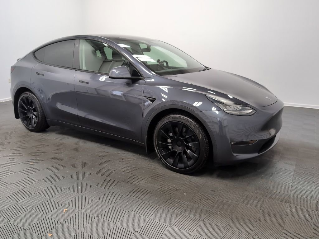 Used 2021 Tesla Model Y Long Range AWD/4WD image 2