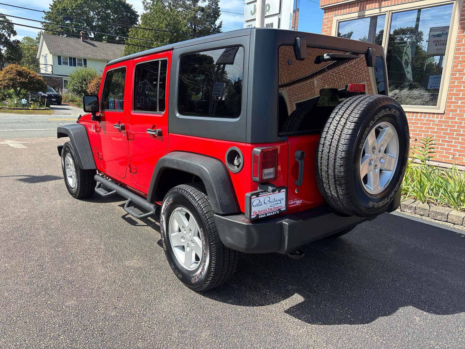 Used 2018 Jeep Wrangler Unlimited Sport S AWD/4WD image 4