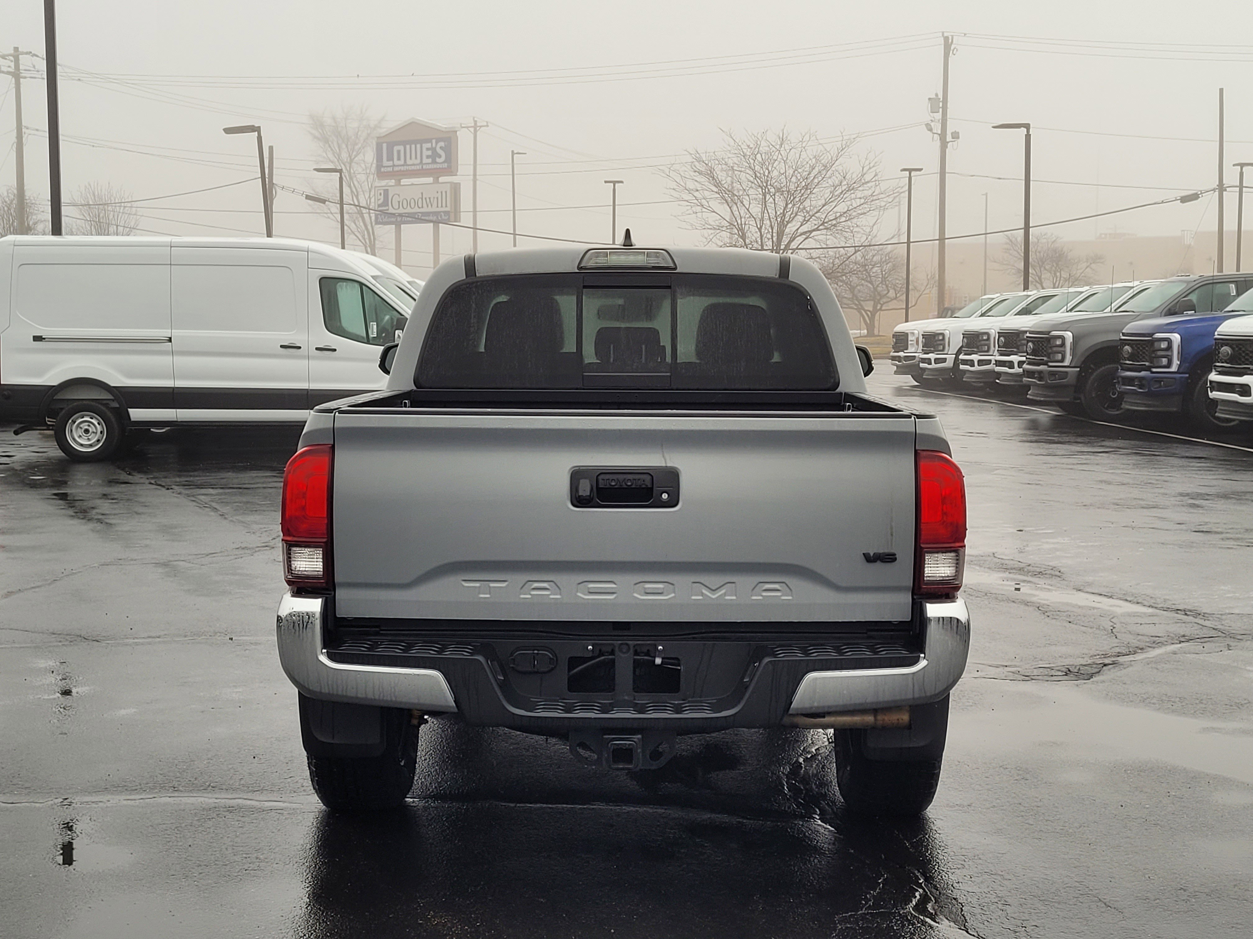 Used 2019 Toyota Tacoma TRD Off-Road image 5