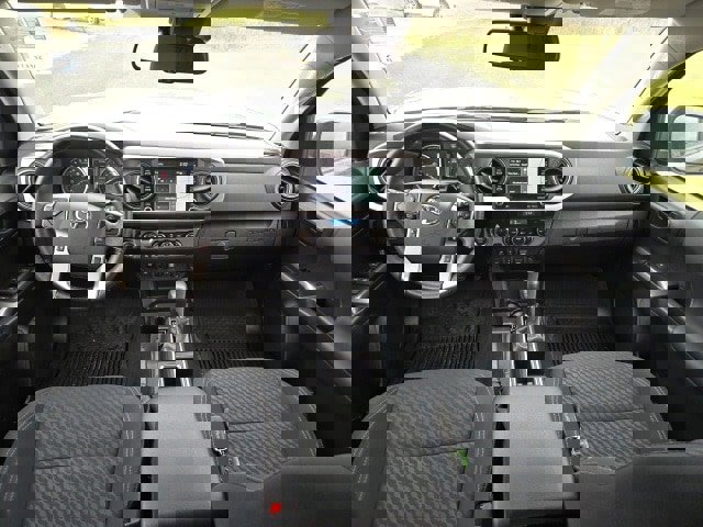 Used 2023 Toyota Tacoma 4x4 Double Cab image 7