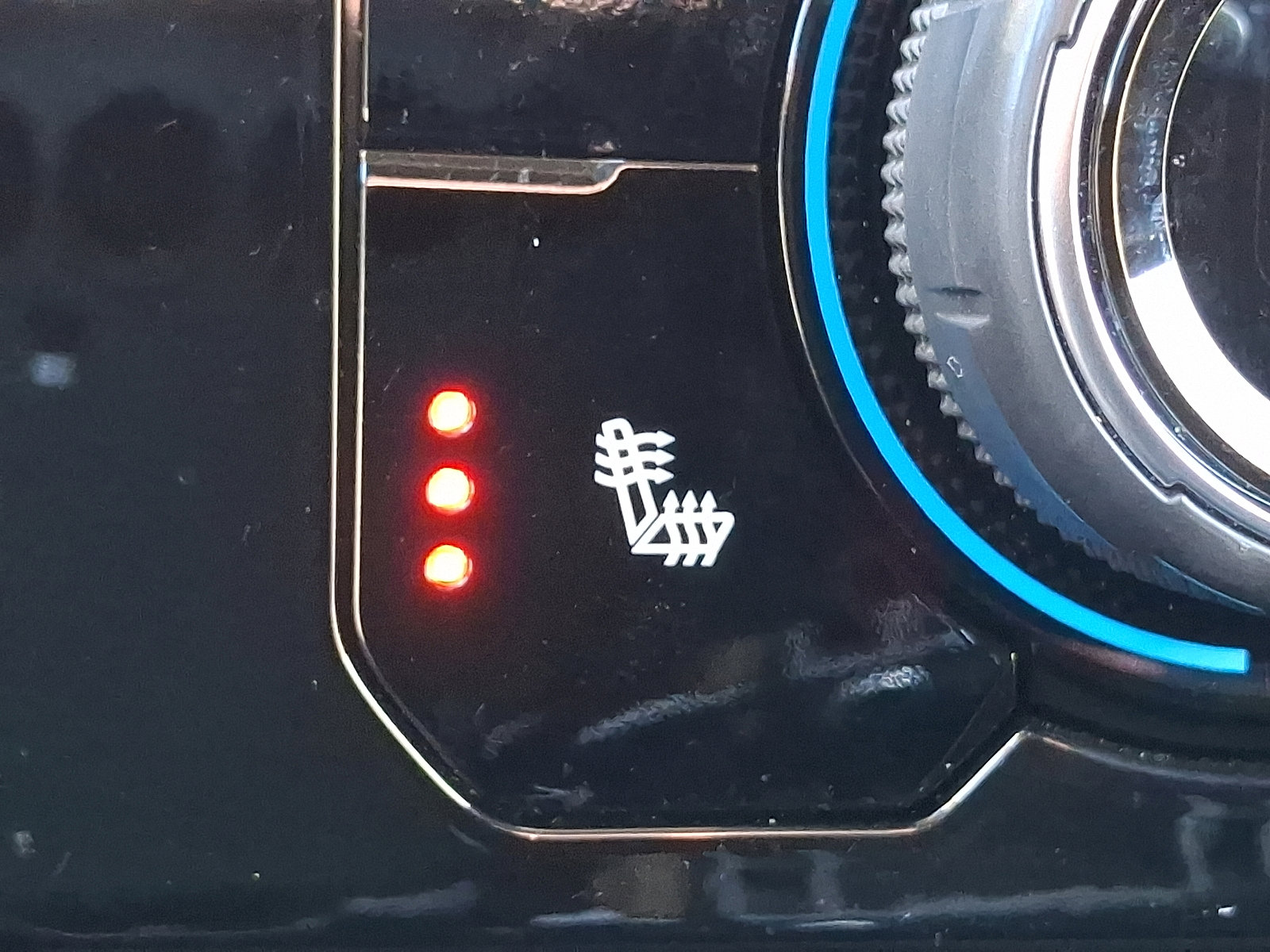 Used 2023 Chevrolet Silverado 1500 LT image 25