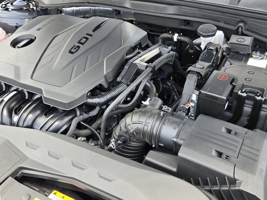 Certified 2025 Hyundai Sonata SE FWD image 17