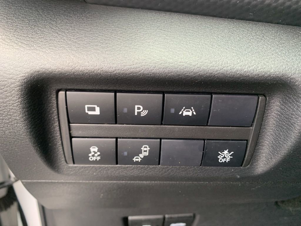 Used 2024 Nissan Kicks S image 38