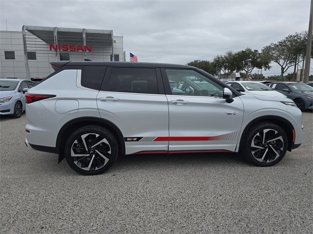 Used 2024 Mitsubishi Outlander Ralliart image 9